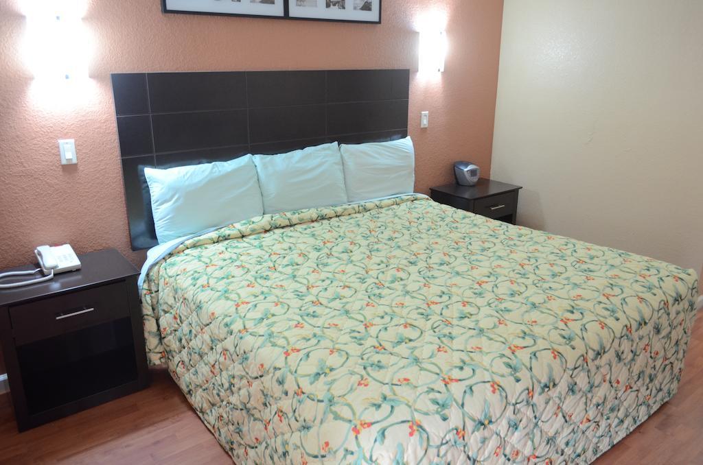 Bear Creek Inn Addicks Екстериор снимка